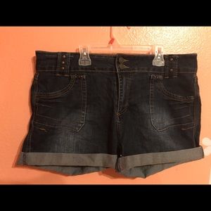 Denim shorts Karen T size 16